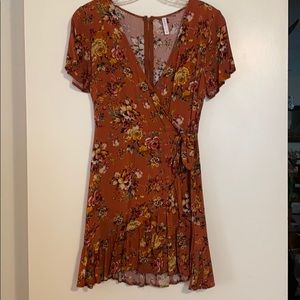 Floral wrap dress size S